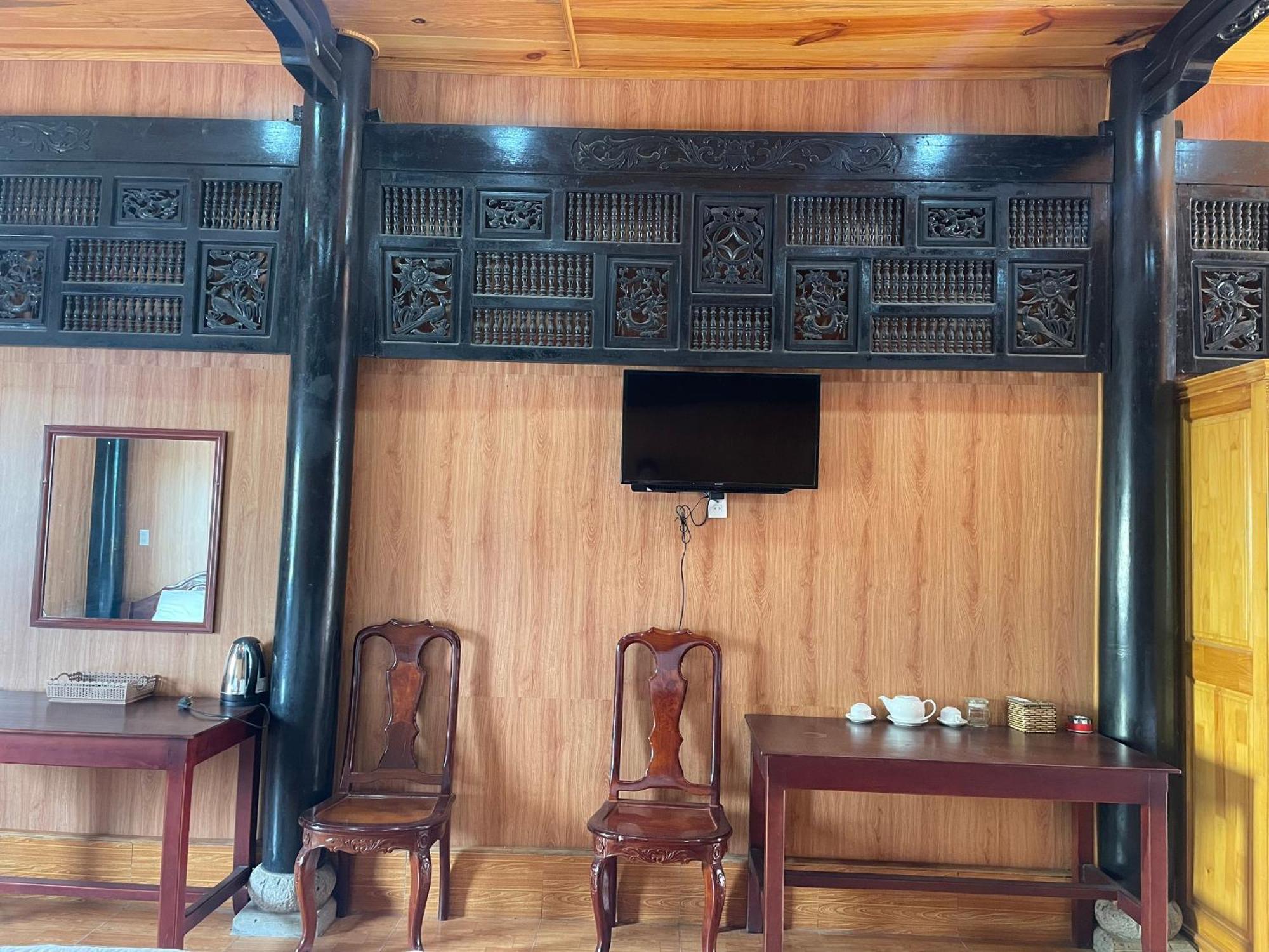 Hotel Khach San Huong Xua Hà Tiên Esterno foto