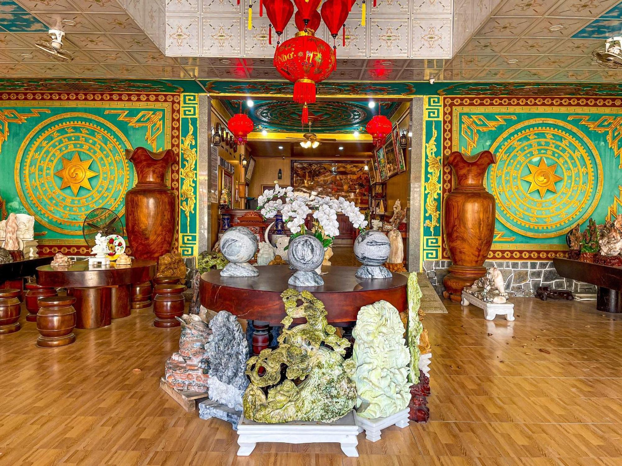 Hotel Khach San Huong Xua Hà Tiên Esterno foto